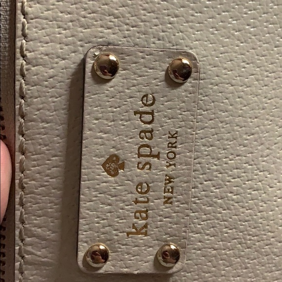 Kate spade small purse - Picture 4 of 4